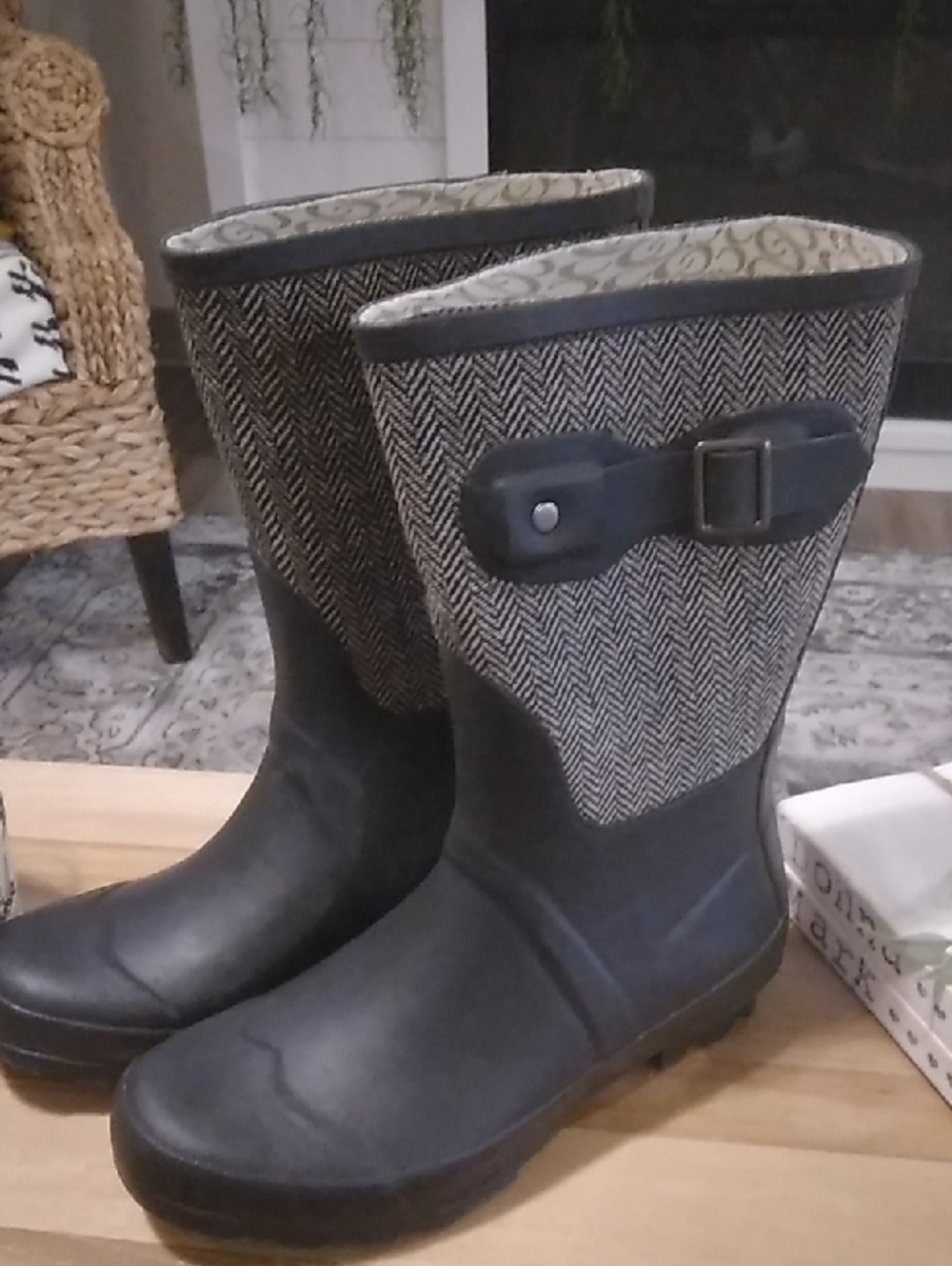 Women's chooka Rain Boots